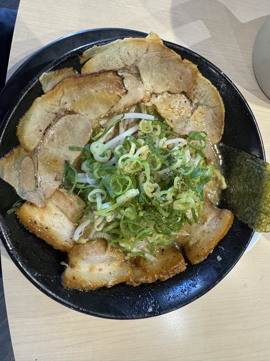 tado_81019's tweet photo. 替玉4つ食っておわた〜！ https://t.co/IX7GnAQM1M