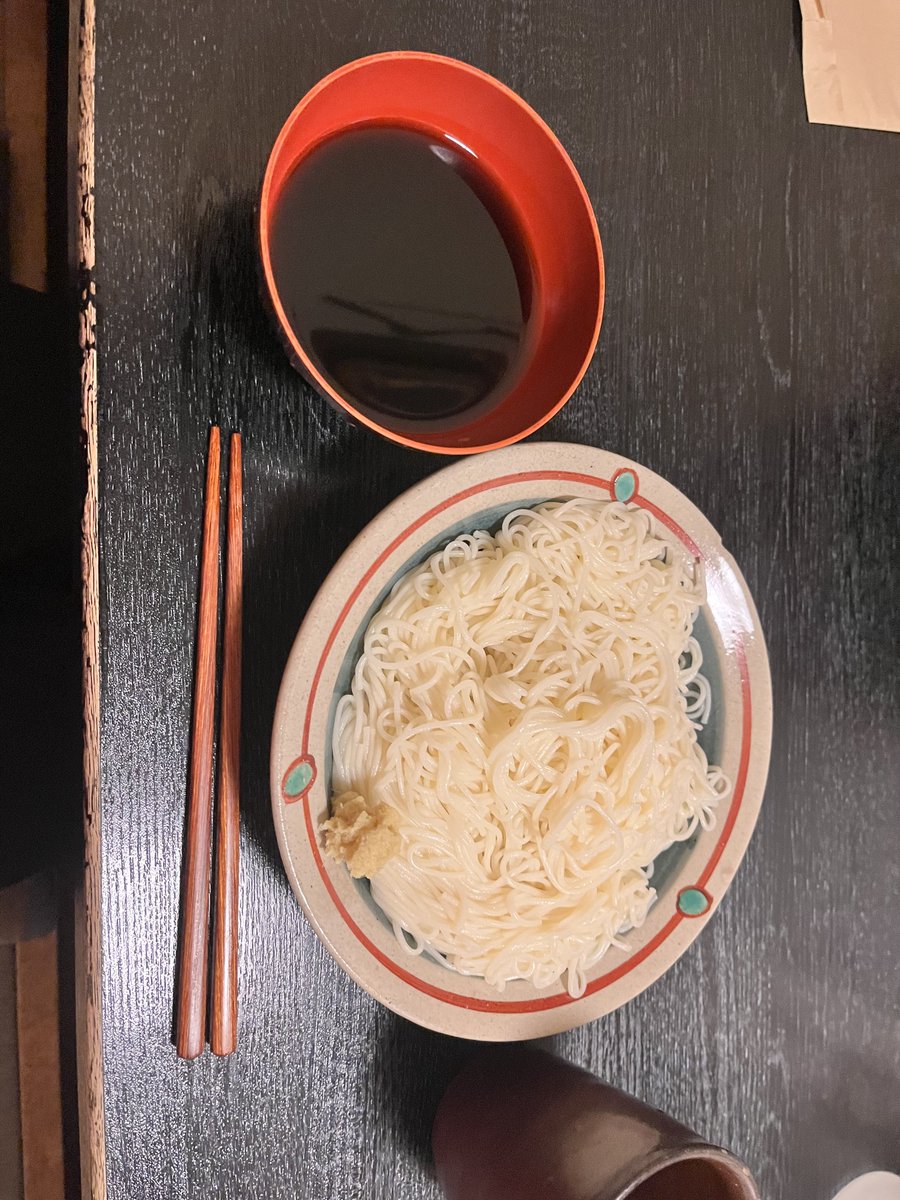 2002katoken's tweet photo. 324回目のバイトを終えた(一昨日)
親不知抜歯により咀嚼能力が退行したため賄いは離乳食 https://t.co/6wRAylRwMF