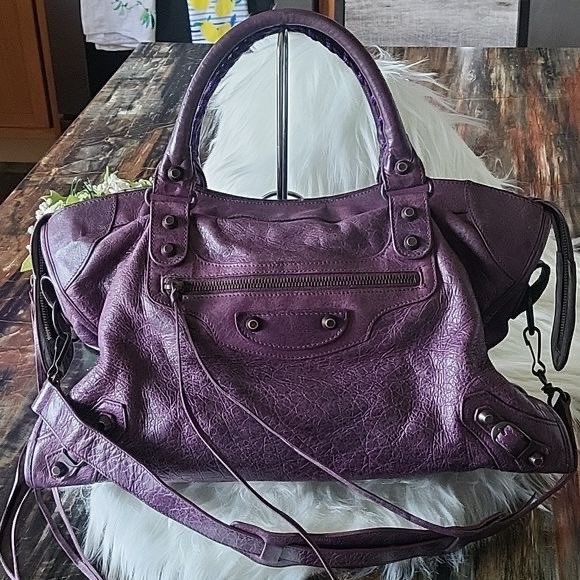 gentlehaven_'s tweet photo. you can’t be obsessed with a color.”
the color: https://t.co/NBAXqDCwiE