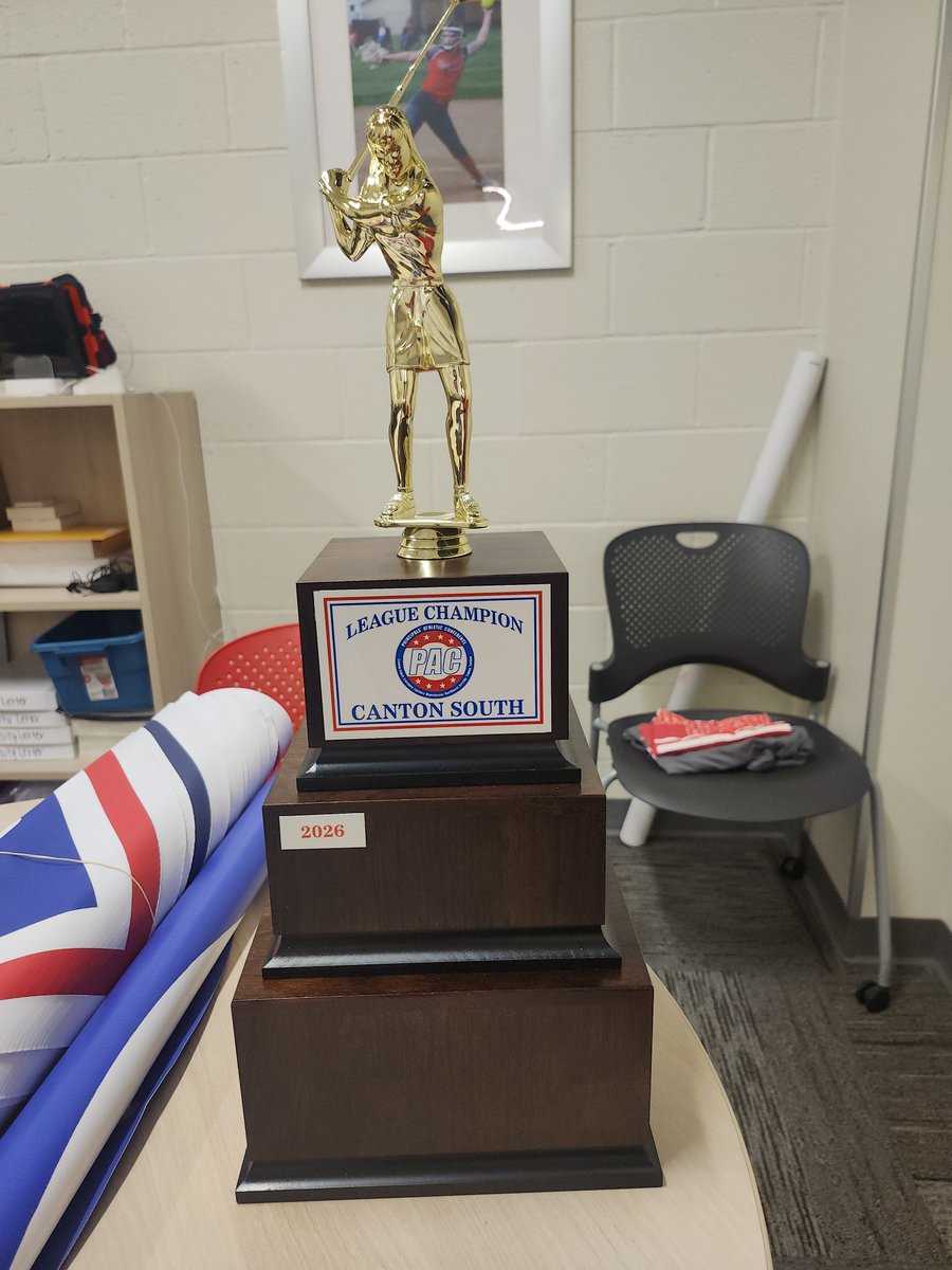 Wildcats_CSHS's tweet photo. Hello Beautiful.......

Girls Golf Championship trophy secured. https://t.co/5bgyUS1BAz