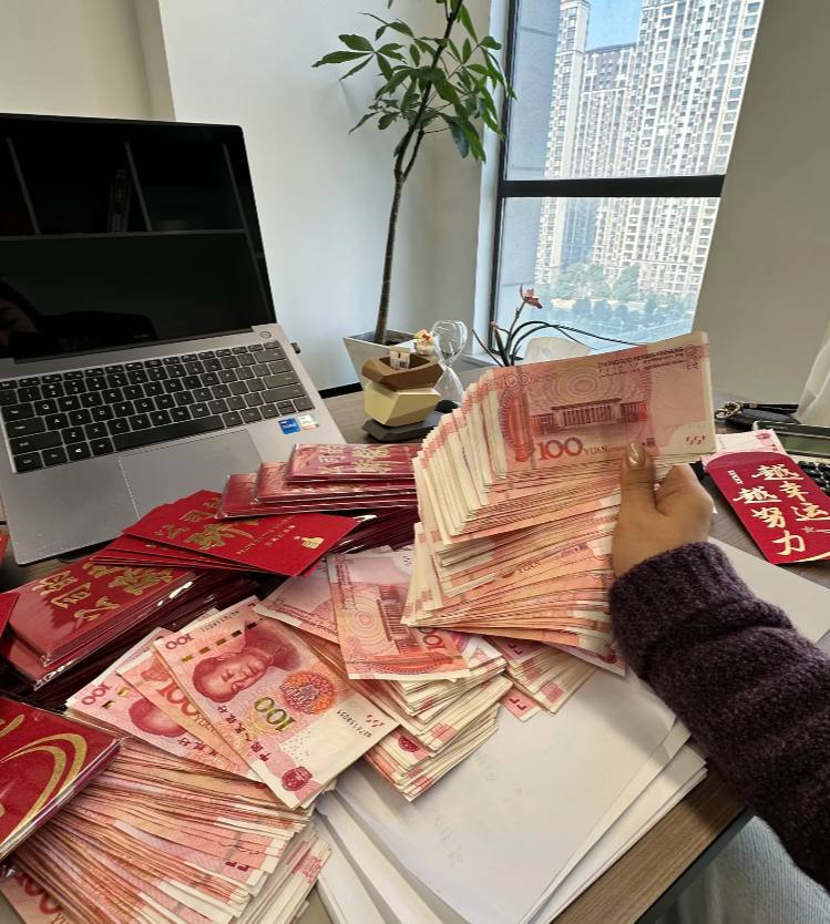 Dianajael7's tweet photo. 你心比天高，永远停留在想而不是行动，所以你怪得了其他人吗？#灰产 #合作共赢 #赚钱 #翻身机会 https://t.co/ys3aIvRImU