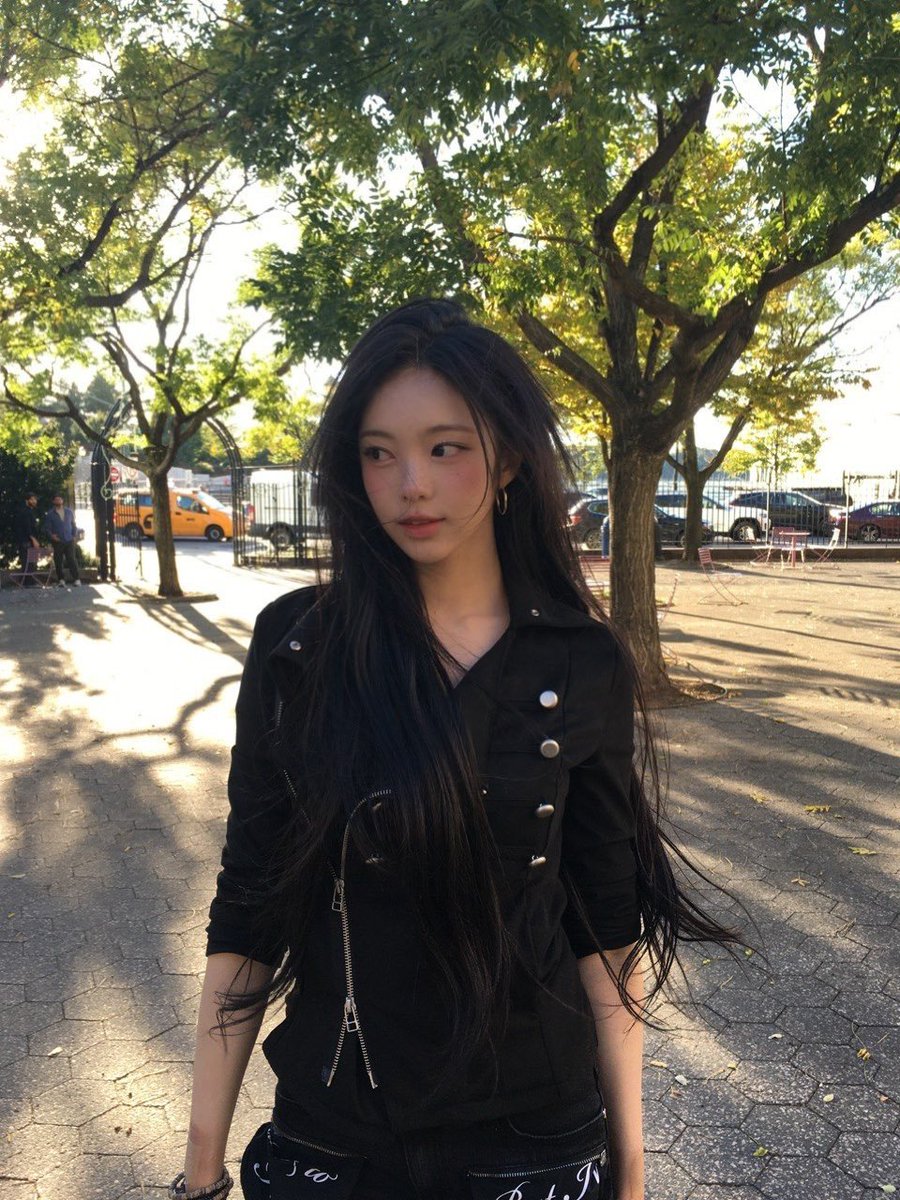 ianpicts's tweet photo. weverse update ♡ #ian https://t.co/zeuKaxXvdX