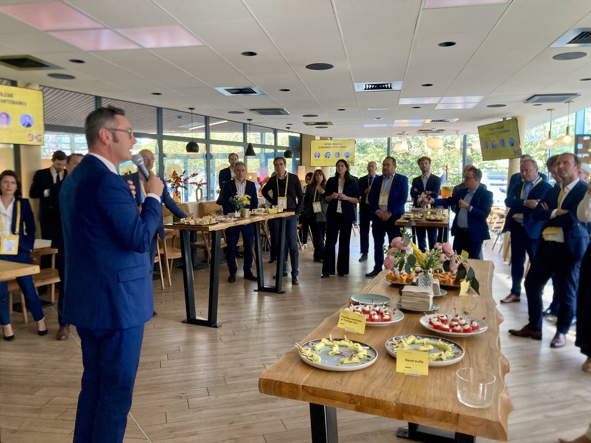 versey_eric's tweet photo. Moment incontournable à #BIG2026 pour remercier nos partenaires bancaires. 

Sans eux, @Bpifrance n’aurait jamais pu réaliser ses grands plans dans l’#Industrie, le #Climat, la #Transmission et le #Tourisme. 

Sur le terrain, le crédit structuré a décollé, tandis que sur le net, les prêts digitaux vont passer les 5 000 opérations. 

Merci à toutes et tous !