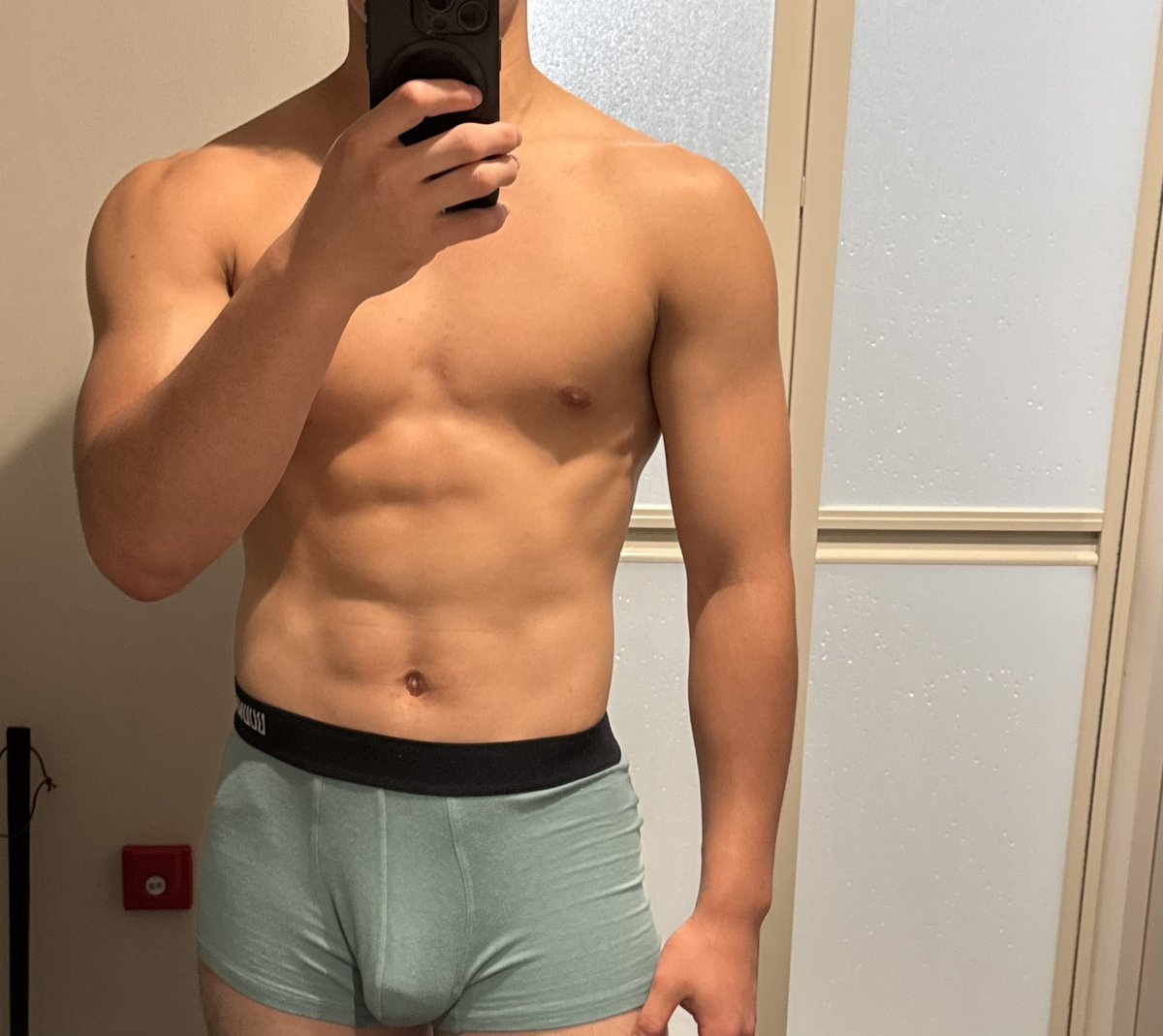ryuxxperj's tweet photo. 筋トレ終わり！
#裏垢女子
#裏垢男子
#裏垢女子と繋がりたい https://t.co/p3NiGGKjAo