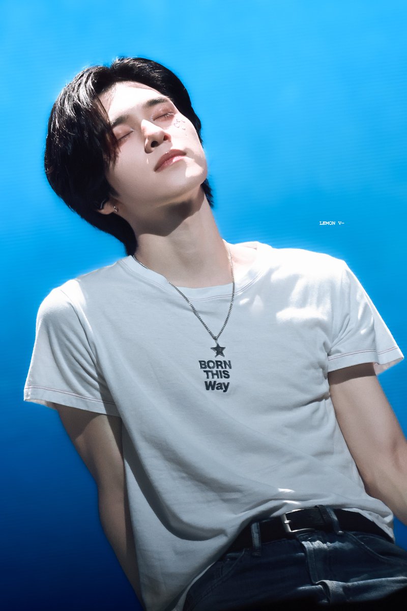 LEMONVVVV's tweet photo. - 261007

🔵

#HENDERY #黄冠亨 
#WayV  #威神V https://t.co/I4T9dlMZ6g