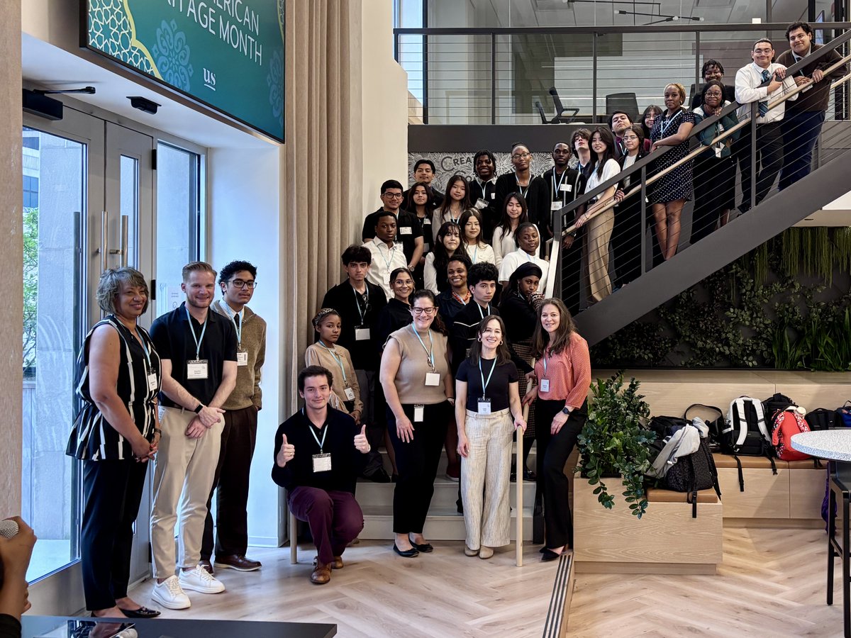 AllStarsProject's tweet photo. We’re growing — and looking for a new team member to help strengthen technology across our national organization. APPLY TODAY!:https://t.co/vbWmZ8IgXD 🔹 IT Manager: lead technology, systems, security &amp; vendors for the ntnl team! https://t.co/cZSlCSmpMt