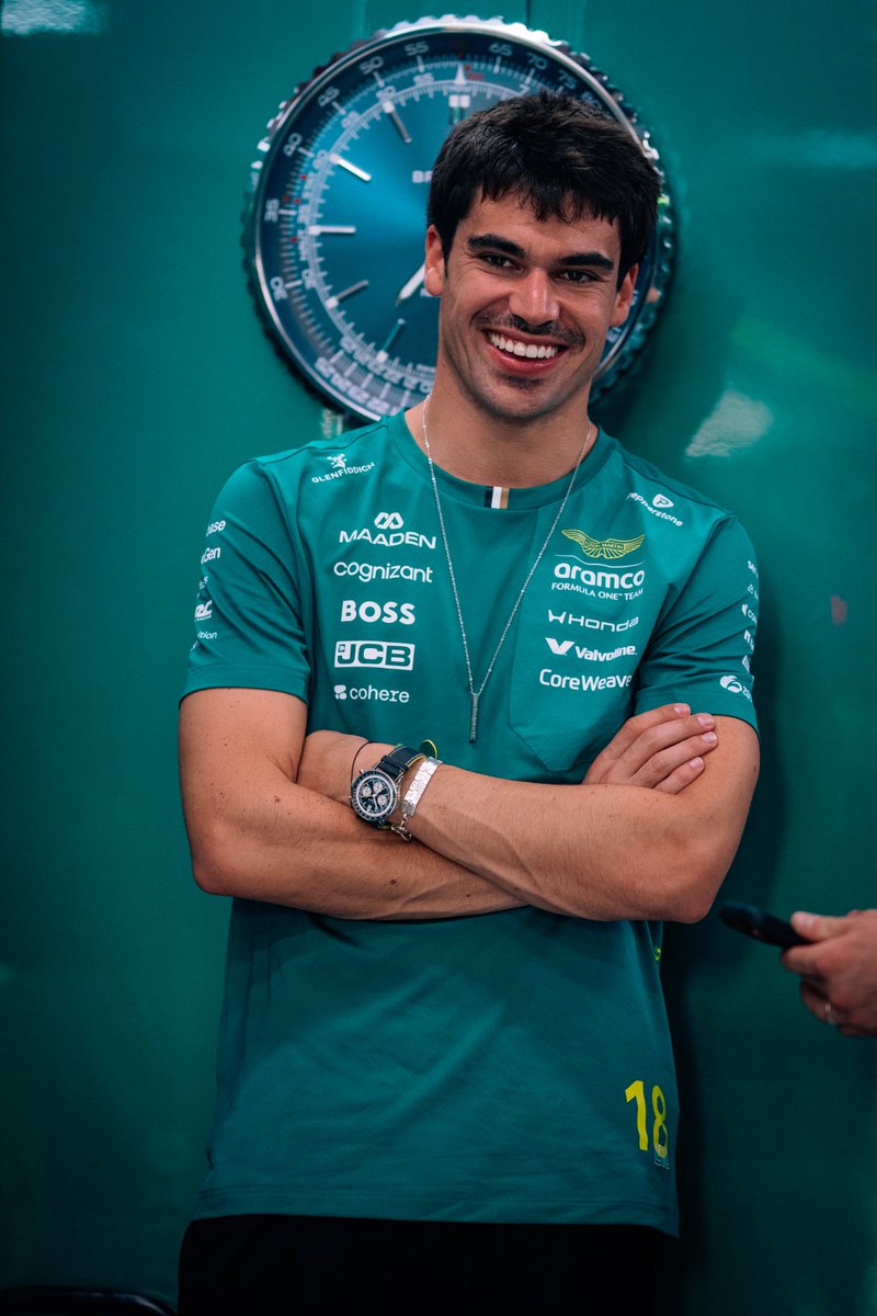 AstonMartinF1's tweet photo. Seat fit smiles in Singapore.

#SingaporeGP https://t.co/AUbxpTFLpo