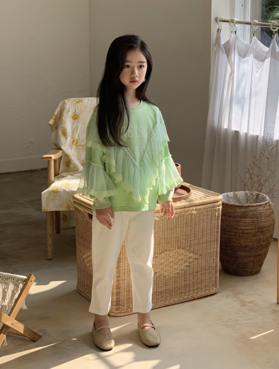 atouxe's tweet photo. 아윤이 과사 떴다 진짜 귀여워 ㅜㅜ 🥹🥹

#A2O #A2OLITE #AYUNE #아윤 https://t.co/8C9WlbTfQy