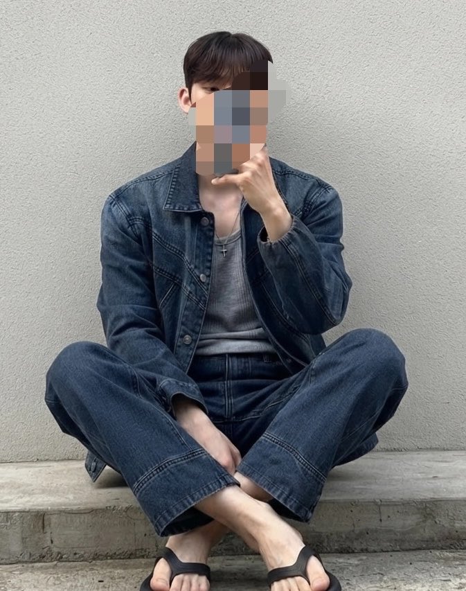 Hoonbond112's tweet photo. 상시에 정조대 채워진 인플루언서ㅋ 종종박히고 맛있네ㅋㅋ https://t.co/9sBiDd9rnm