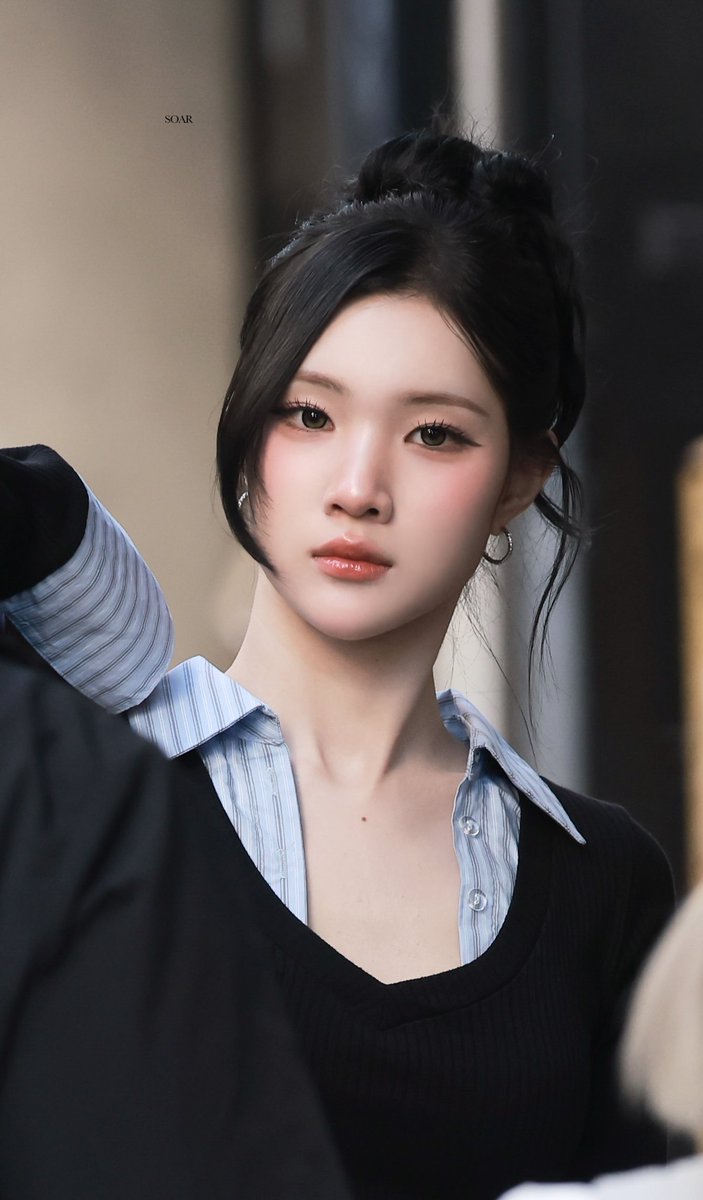 Soar_1203's tweet photo. 뉴욕 거리를 파리처럼 걷는 여자

 #JUUN #주은
#Hearts2Hearts #하츠투하츠 https://t.co/TPMlzsNMVO
