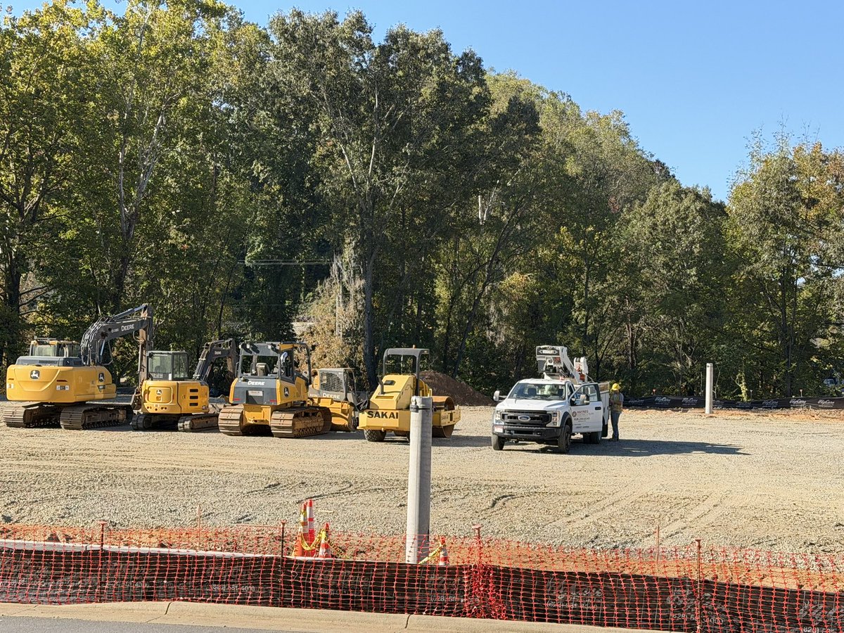 ADCone's tweet photo. Our good friends at MB Haynes are putting up the light poles for new tennis facility. Fencing coming next then asphalt!! https://t.co/LPSUdnvvQO