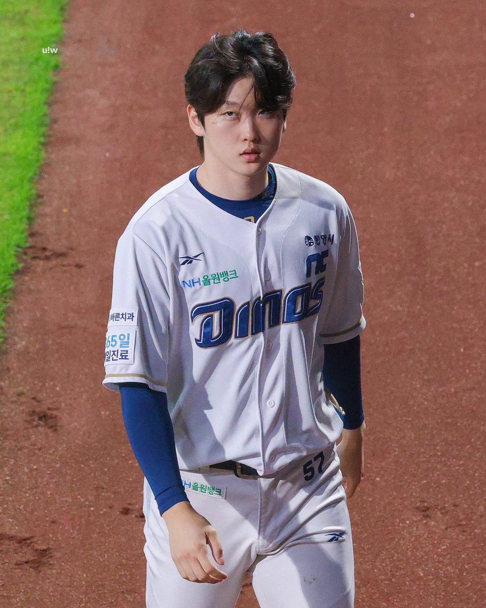 uiwasunyc's tweet photo. 251004 창원

이땐클타에뭘찍긴했군여😅
( 지금은아무꺼또못건짐 )

#전사민 #엔씨다이노스 https://t.co/9sNTDSJgI2
