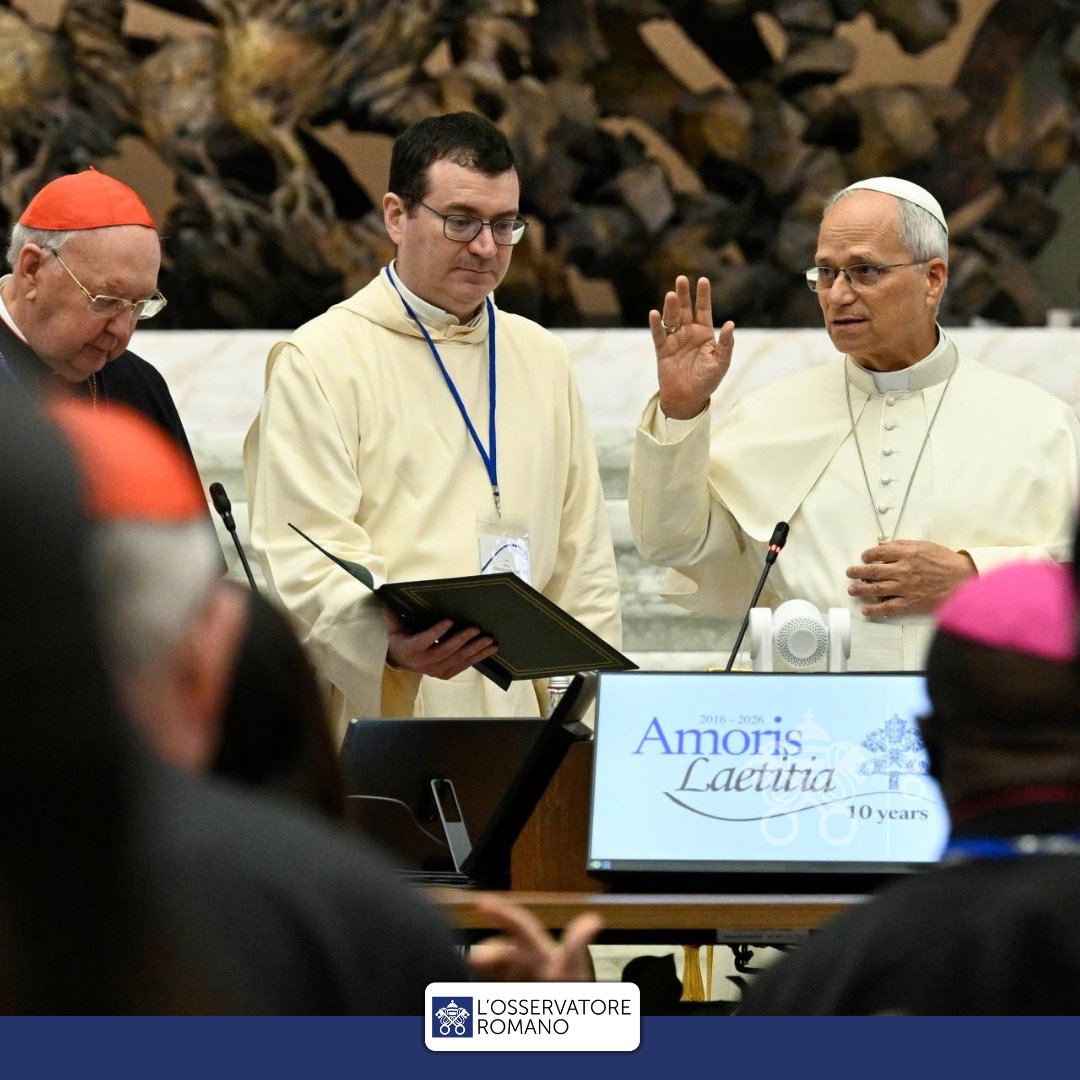 oss_romano's tweet photo. #PapaLeoneXIV
Leone XIV nell’aula Paolo VI apre l’incontro «A dieci anni da “Amoris laetitia”: annunciare il Vangelo con le famiglie oggi»
Nel discorso del Papa anche l’attenzione per i giovani colpiti da insicurezza economica, migrazione, violenza
https://t.co/CM42uLT2Sq https://t.co/PR5VFIIxcu