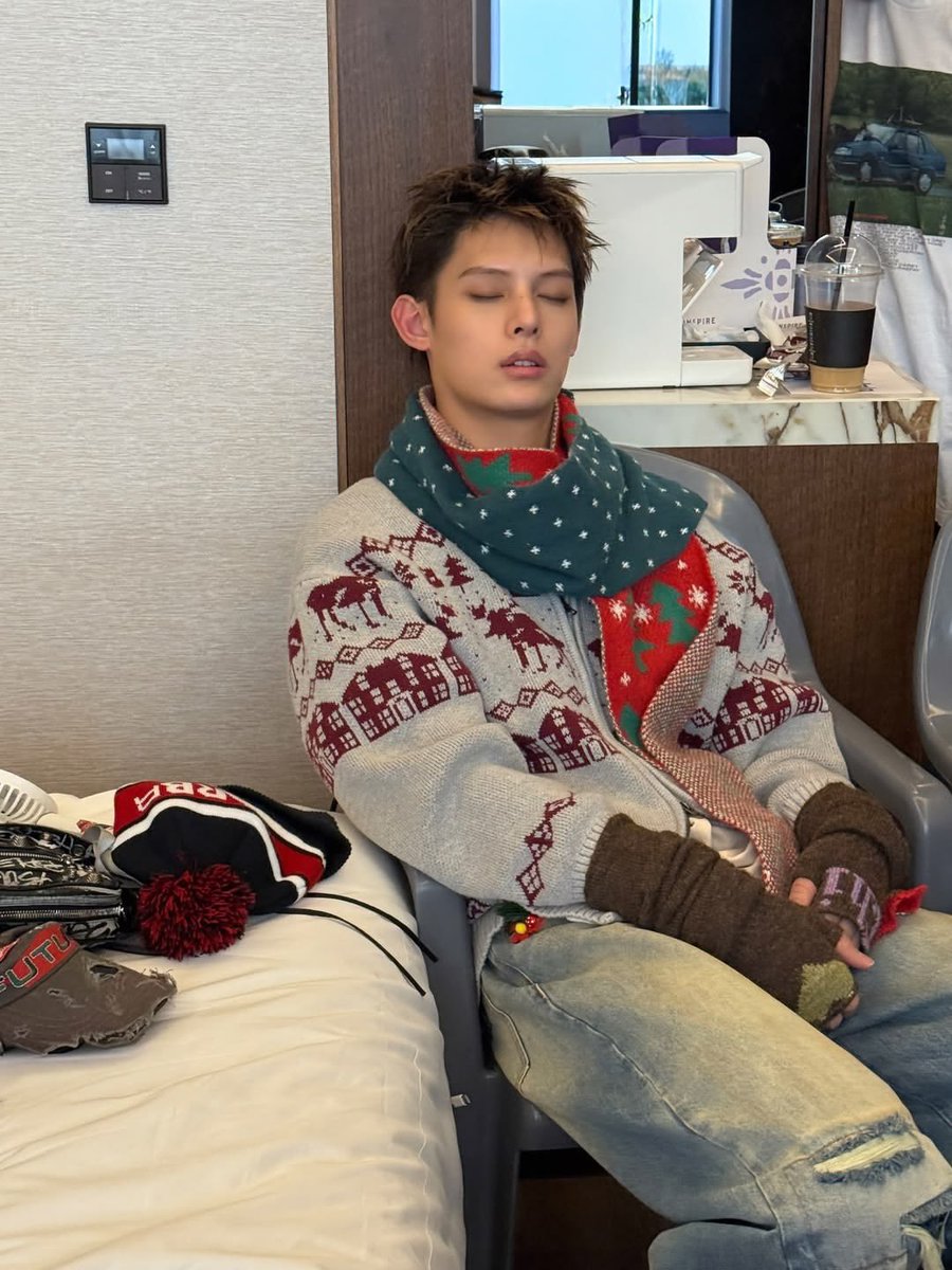 chaoyufm's tweet photo. 💤💤💤 https://t.co/4pBAyGgOrS