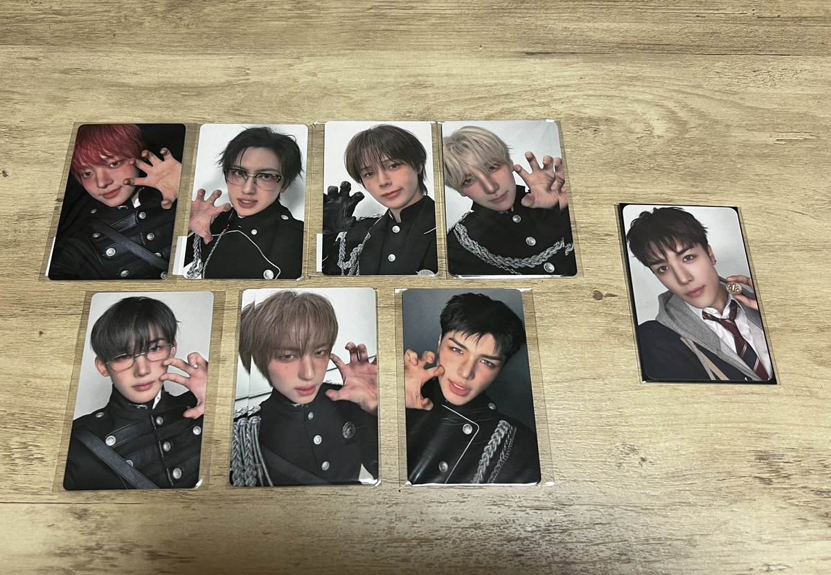m___w2525's tweet photo. &amp;TEAM トレカ交換

【譲】写真の物
　　（ユウマとタキは2枚ずつあります）

【求】ハルア　ニコラス
　　（最近グッズを集め始めたので、過去のトレカも探しています）

10/16の東京ガーデンシアターでの手渡し
または郵送での交換

#andTEAM 
#andTEAM交換 https://t.co/QMR95kzNOi