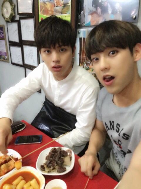 qwcjkk's tweet photo. 내 아기들 너무 보고싶네 https://t.co/fFyybIYG3T