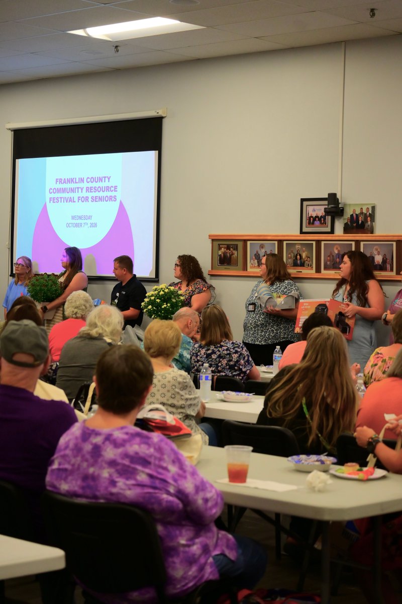 frontier_ksre's tweet photo. The Franklin County Community Resource Festival for Seniors was held yesterday, October 7th from 3:30 - 5 PM! It was a great afternoon of community resources, door prizes, giveaways, and a wonderful chili dinner for the festive fall feeling.🍁 
Thank you to all who attended! https://t.co/504Qa4S1uY