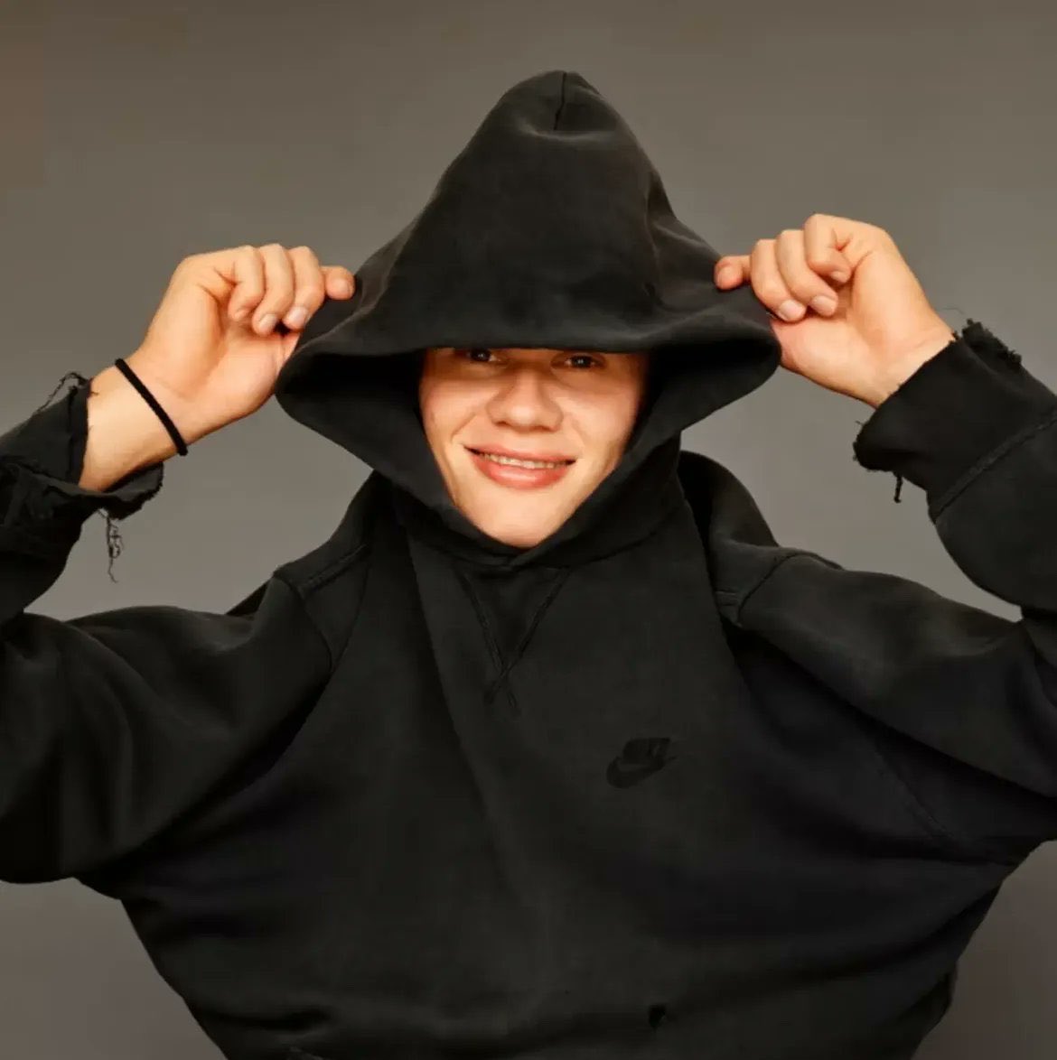 haalandermoon's tweet photo. STOP THIS THE CUTEST PERSON ALIVE AND ANYONE WHO DISAGREES IS MISERABLE CAN GO TO HELLLLL https://t.co/1ihaA7SUNl