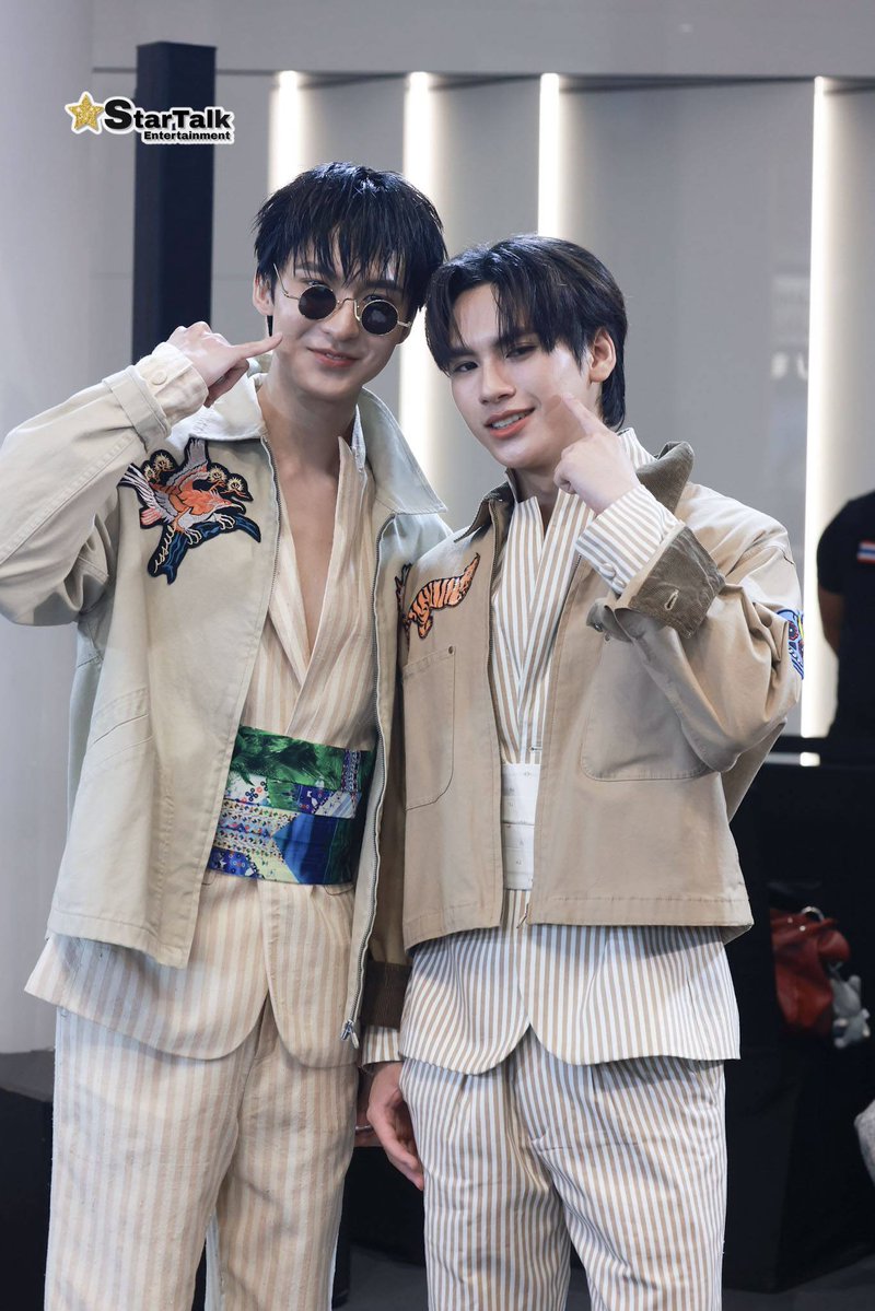 startalkent's tweet photo. บรรยากาศช่วงสัมภาษณ์ ริวจิน-แพทจิ ในงาน “SIAM PARAGON Bangkok International Fashion Week 2026”

RYUJINPATJI BIFW26 SIAM PARAGON
#SiamParagonBIFW2026xRyujinPatji  
 #BIFW2026 #issuethailand 
#rryjinnn #chira_patt 
#ริวจินแพทจิ
#ryujinpatji https://t.co/ODb9P49xaM