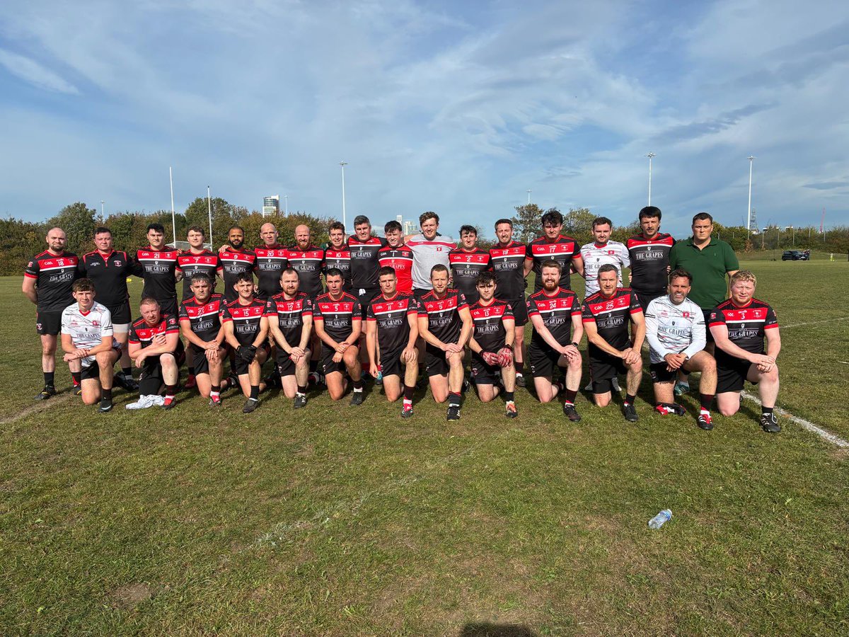 PBY88's tweet photo. One season, two finals, two trophies. Brilliant group of lads @sheffieldgaa. Now, back to retirement ❤️🖤🏆 https://t.co/PYPTuysa8d
