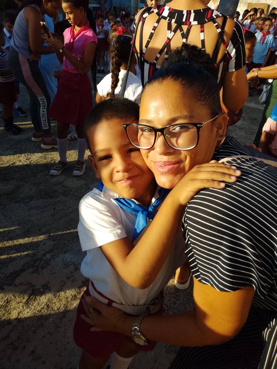 AleagaSamet's tweet photo. Felicidades a todos los niños que ingresan a la organización de pioneros en este día. 
@gpppmatanzas 
@mariofsabines 
@CaridadPoey 
@NormaLlerenaPr1 
@Dianelysbvjd1 
@OslaidysP 
#MatancerosEnVictoria https://t.co/s8PTcQhXpr