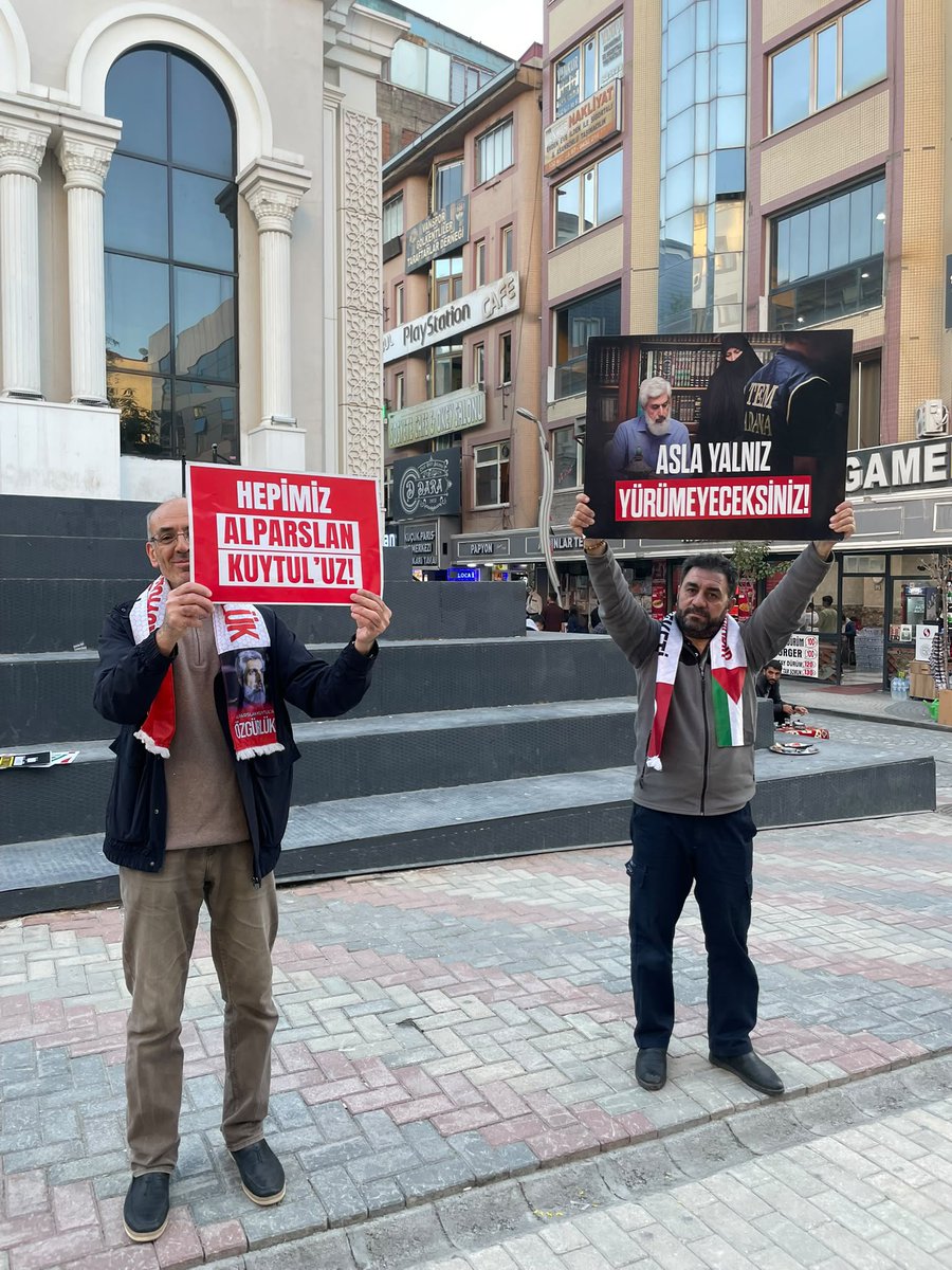 FurkanVann3's tweet photo. Furkan hareketi Allah'ın davasına hizmet eden bir harekettir.

Başta Alparslan hocamız olmak üzere tüm kardeşlerimiz özgürlüğüne kavuşana dek mücadelemiz kararlılıkla devam edecektir.

08/10/2026

📍Van https://t.co/LfGyytHeBS