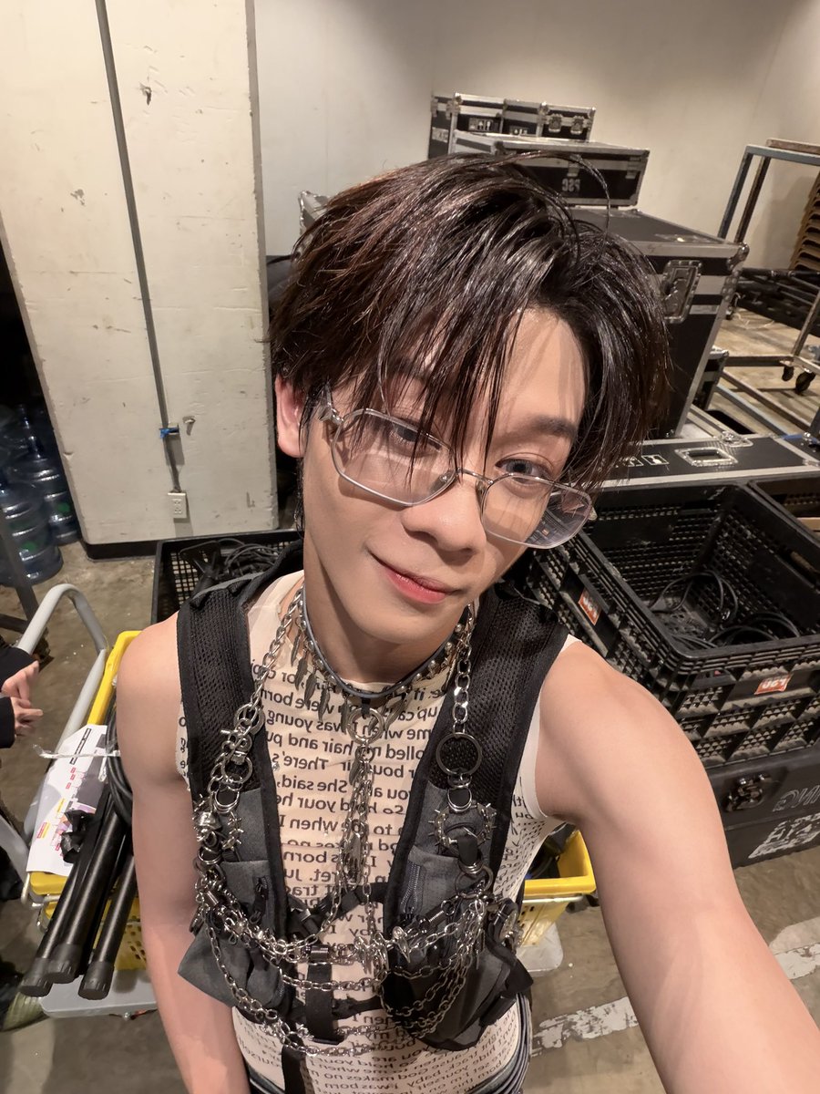 ottosip's tweet photo. ก็มาสอนทีดิ👩‍🏫

#SONRAYSHOWCASE2026
#DICE_SONRAY #DICERED https://t.co/9hhgTlrCq0