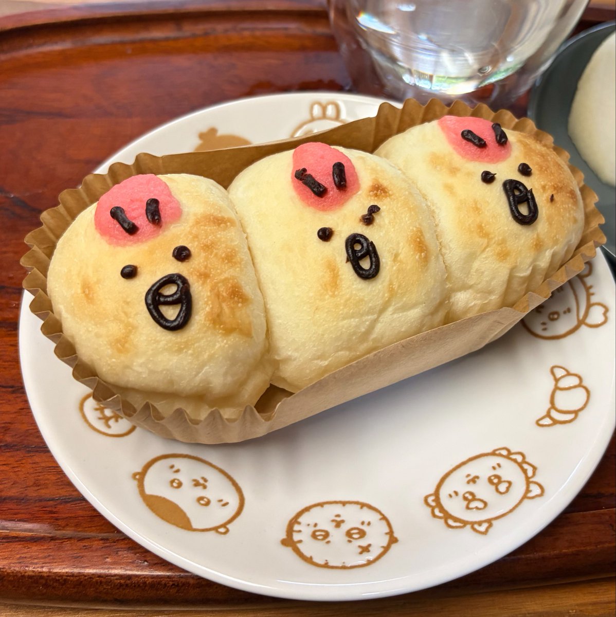 seri0_0tyan's tweet photo. ちいかわベーカリー行きました
永遠のいのちを手に入れました https://t.co/PtKm0mZ9Ae