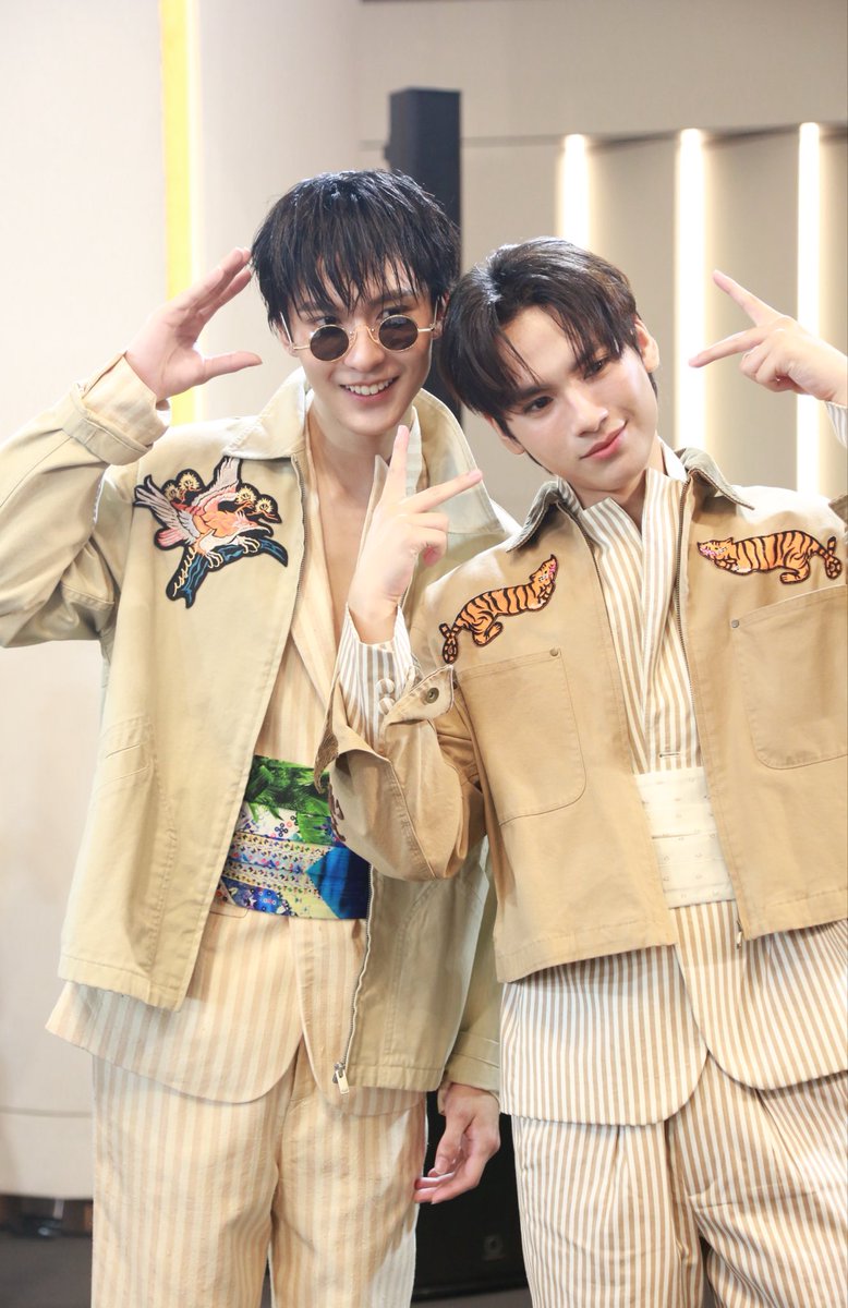 twavebyku's tweet photo. “ริวจิน - แพทจิ” ในงาน “SIAM PARAGON Bangkok International Fashion Week 2026”✨

RYUJINPATJI BIFW26 SIAM PARAGON
#SiamParagonBIFW2026xRyujinPatji
#ryujinpatji
#rryjinnn #chira_patt https://t.co/JzMis4F2Wh