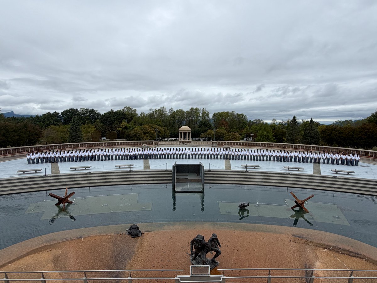 VTCorpsofCadets's tweet photo. Our first-year cadets visited the National D-Day Memorial last Sunday, joined by our Global Scholars who shared their experiences studying abroad in Normandy. It was a powerful day of understanding the true meaning of sacrifice and Ut Prosim (That I May Serve). https://t.co/abiTBH2sWV
