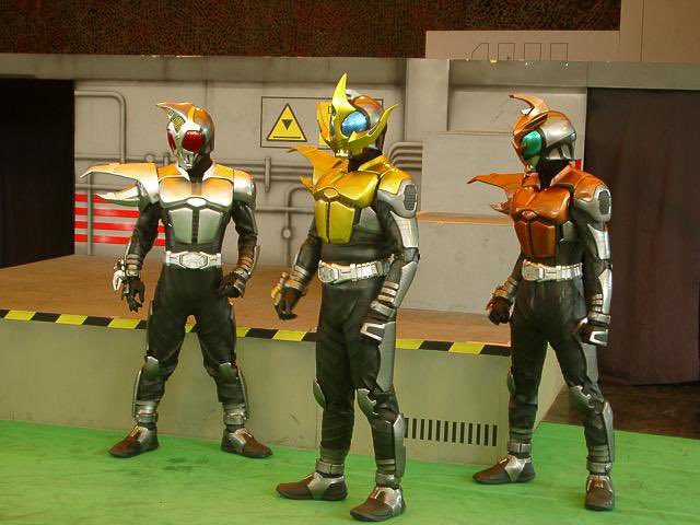 lime2ndseason's tweet photo. 調べてたら当時の三井グリーンランドのショーで劇場版の3人がわざわざ出てきたらしい、凄いな https://t.co/AeRxj67b5p