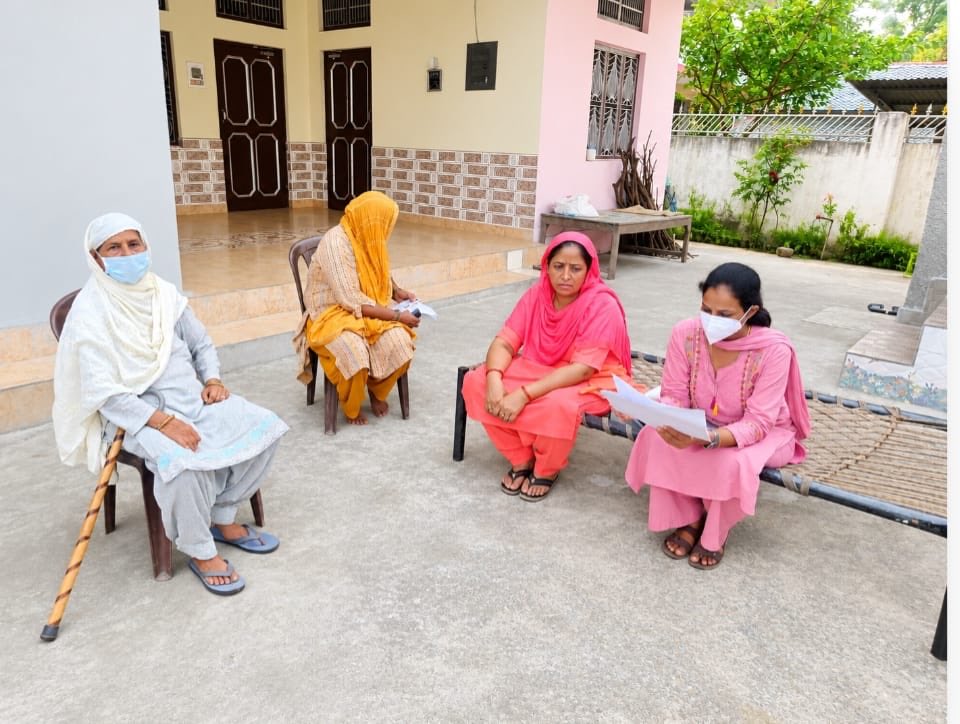 stsnadaun's tweet photo. Today on dated 8/10/26 intial home visit of newly diagnosed Pulmonary TB patient done at village chobu under AAM dangri Health Block Nadaun https://t.co/bF2J1Q2a4S