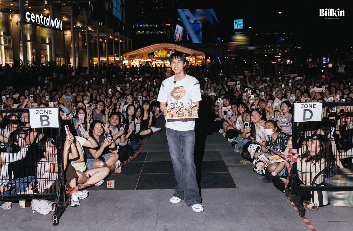 Billkin_Ent's tweet photo. A Day to Remember. 🎂

วันที่เต็มไปด้วยรอยยิ้ม และความทรงจำดี ๆ ขอบคุณทุกคนที่แวะมาเจอกัน มาร่วมฉลอง และเติมความพิเศษให้วันเกิดปีที่ 27 ของบิวกิ้นน้า

ขอขอบคุณ CENTRAL PARK และ centralwOrld ที่เปิดพื้นที่ให้เราได้มาเจอกัน และเก็บอีกหนึ่งความทรงจำดี ๆ กลับบ้านไปด้วยกัน 🧡

#BILLKIN27thEdition
#BillkinEntertainment
#Bbillkin