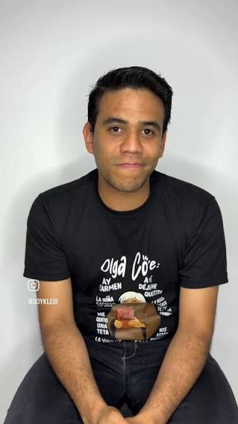 LudusPolitikos's tweet photo. El carajo no puede ser más marrón y este dizque black face (como si los indígenas fuesen negros). https://t.co/4xaLXWgSOe
