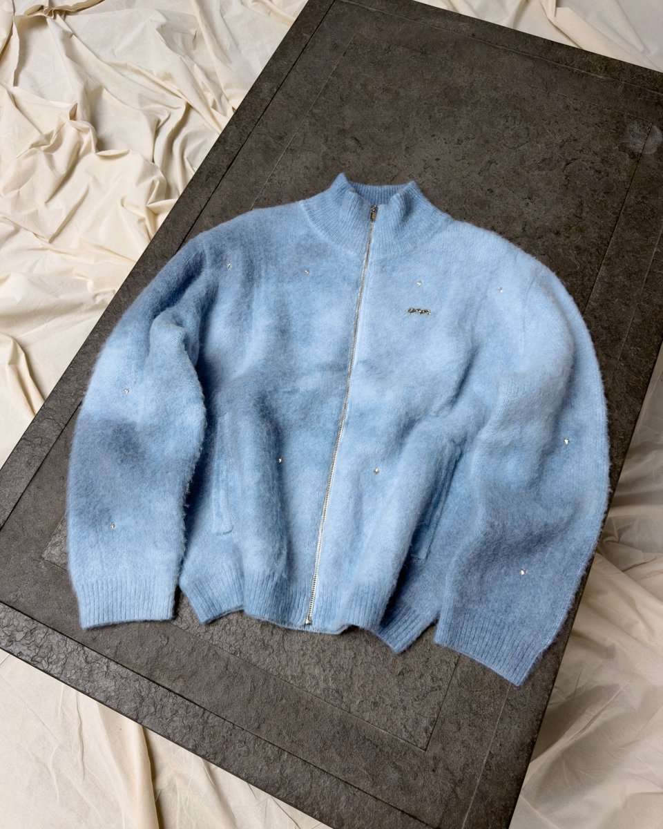 weyzclothing's tweet photo. Just...

Iced Blue - Mohair Cardigan https://t.co/MI901i5hY4