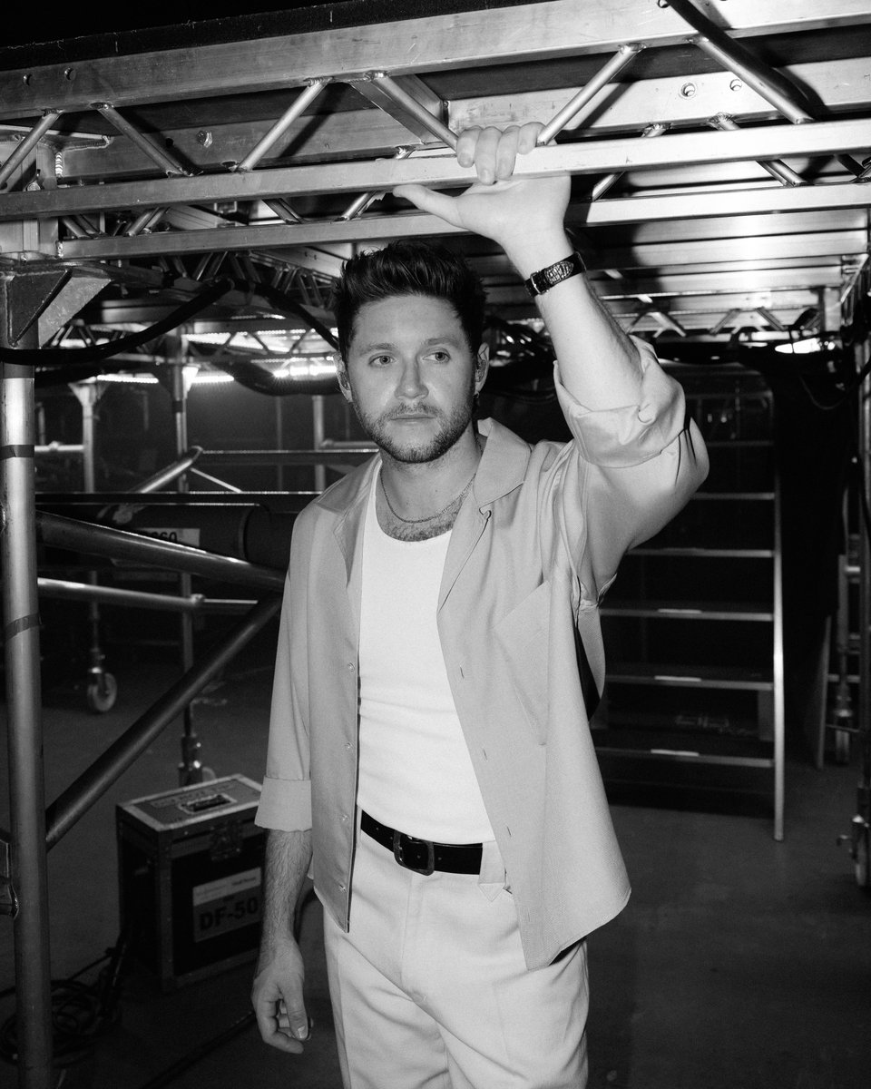 NiallOfficial's tweet photo. Night Eight Hamburg https://t.co/gQr4dwfolg