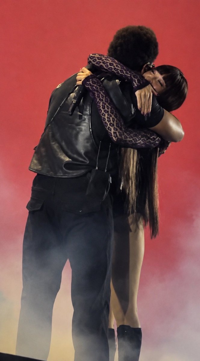 jenfilesx's tweet photo. JENNIE AND ABEL 🥹 https://t.co/XKairFGWyu