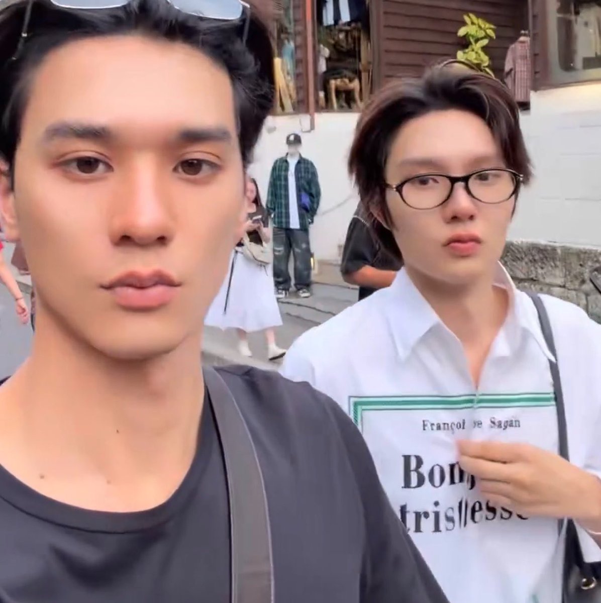 mynymild_'s tweet photo. พวกเจ้าเชื่อเรื่องเนื้อคู่จะหน้าเหมือนกันบ่ https://t.co/8RpA8ZPWww