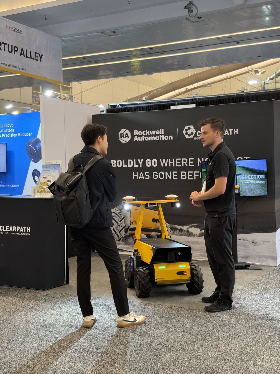 clearpathrobots's tweet photo. Last week we were in Pittsburgh for #IROS2026; a great opportunity to connect with researchers, customers, partners, and friends. @ieeeiros 

Driving #HuskyAMP around the show floor was definitely a head turner, sparking conversations and standing out in the robot parade. https://t.co/KEjOV42s39