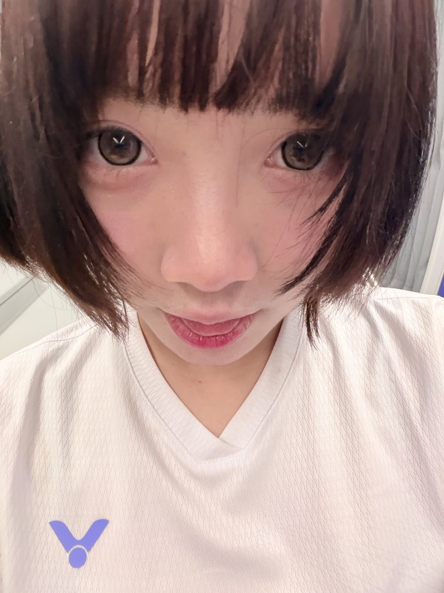 Saki_AKRO's tweet photo. วันนี้หนูไปซ้อมมา กลับมาแบบมอมๆ แต่หนูจะไปตีแบตต่อ คริคริ แวะมาลงรูปให้ดูเผื่อมีคนคิดถึง 🐻🎀💕 https://t.co/IVdW11gTQ7