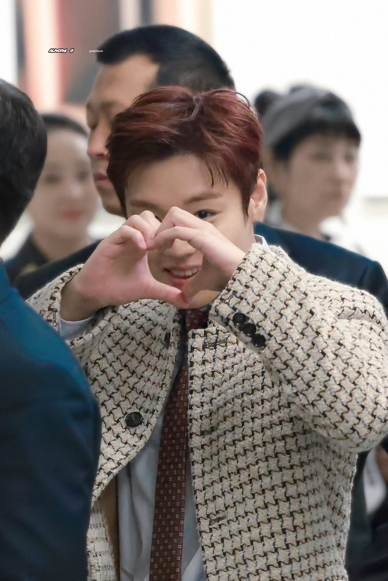 almond_jh tweet picture