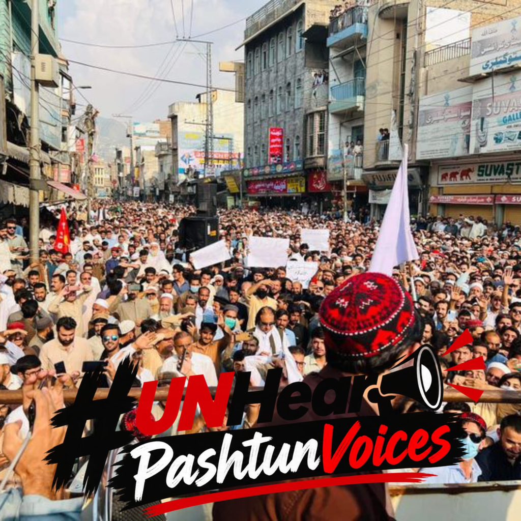 NMuhammad61038's tweet photo. آج پوری دنیا میں پختون ایک ہی نعرہ لگا رہے ہیں: ظلم بند کرو، امن بحال کرو!
From Waziristan to UN, our voice will be heard!
#UNHearPashtunVoices #WeStandWithPTM https://t.co/HBhJzro1GQ