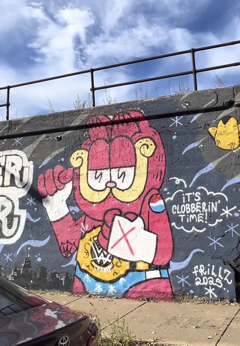 FadeAwayMedia's tweet photo. New portrait of Garfield as CM Punk in Chicago with the World Heavyweight Championship 🔥 https://t.co/J60NmlLvd9