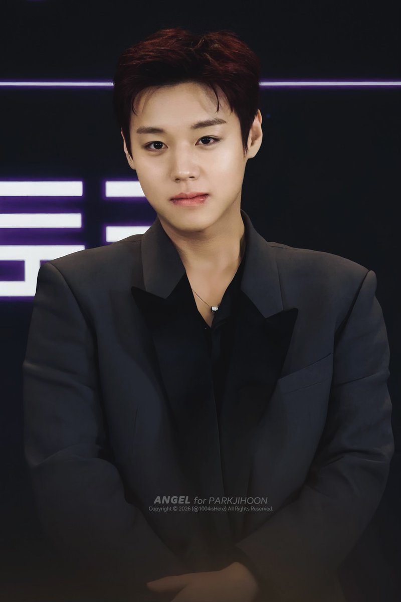 1004isHere's tweet photo. 261007 부일영화상 

신수훤함청년  

-
#박지훈 https://t.co/TASPMMwwq2