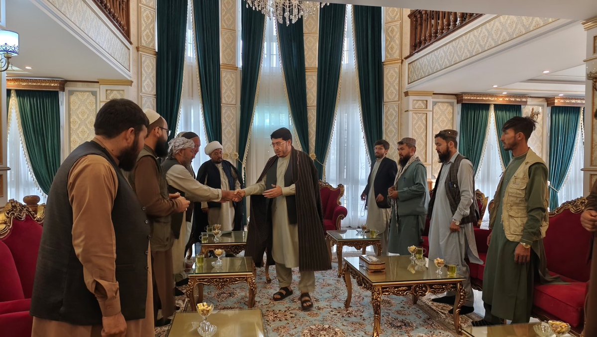 _nation_party's tweet photo. مجموعه هایی از متنفذین مردمی، فرهنگیان و جوانان از ساحات مختلف کابل با محترم دکتر مهدوی ملاقات کردند.

دفتر مطبوعاتی دکترمهدوی
کابل ـــ ۱۶ میزان ۱۴۰۵ https://t.co/O6jZ8XF7y8