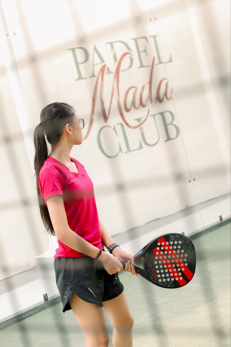 rssyaa101's tweet photo. padel girl https://t.co/8IS4xjc56M