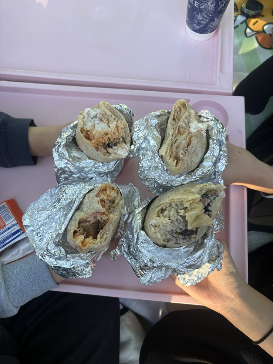 garddenii's tweet photo. 맛있는내친구들이랑착한음식을먹기 - ! 😁 https://t.co/1V5rS6QhiA