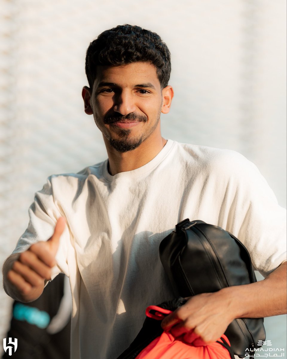 Alhilal_EN's tweet photo. The champions have arrived 🦅💚 https://t.co/WH8RiN1qR2