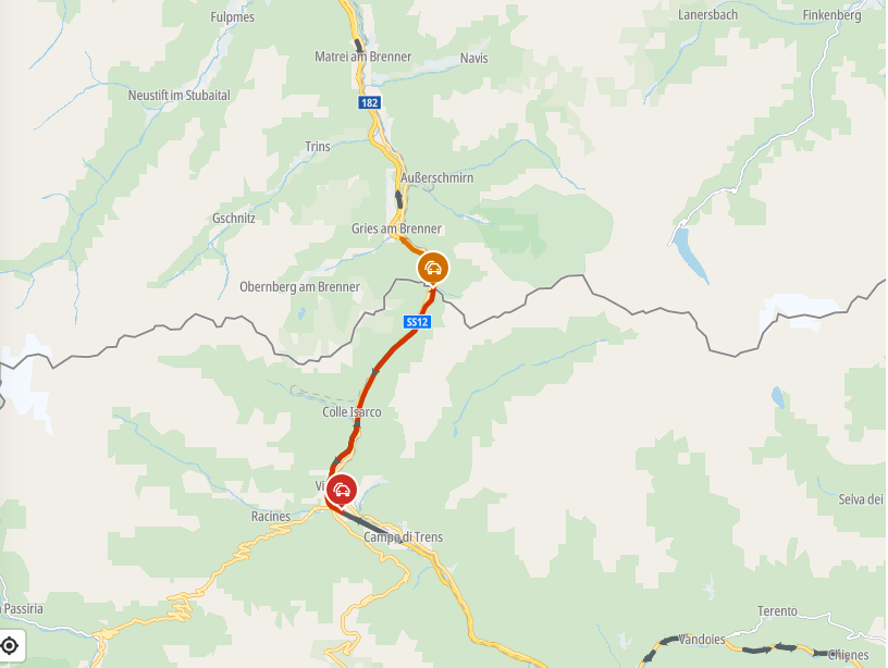 ANWBeuropa's tweet photo. +30 min. op de #A22 vanuit Italie ► Oostenrijk bij de grens. #Brennerpas Er zijn ook werkzaamheden. https://t.co/aFUaiCClkW