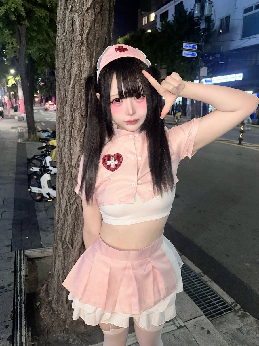 bittersweetur's tweet photo. 하... 나미다가 흐른다냐 (최고의 그룹 ^^) https://t.co/OypsIcYeAm